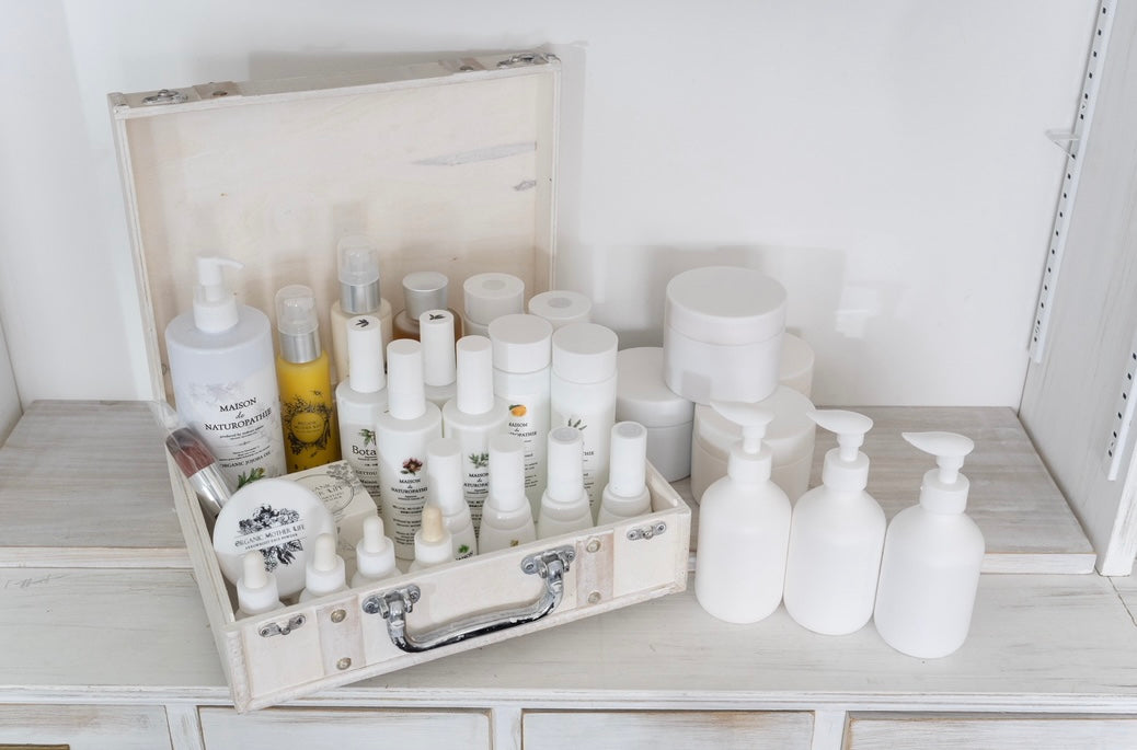 【PRO】Japanese-Style Organic Esthetic Set (with Antique Box)