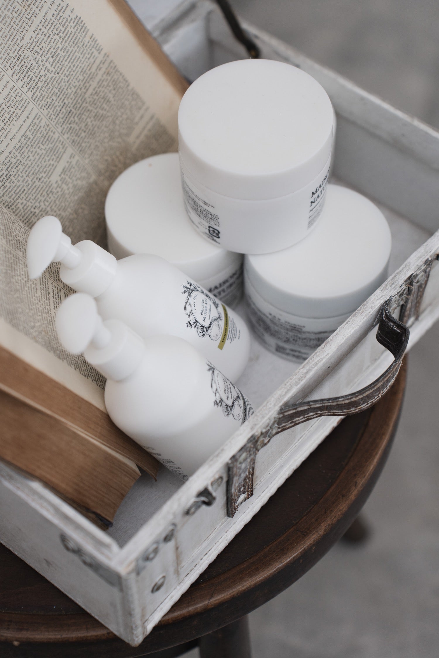 【PRO】Japanese-Style Organic Esthetic Set (with Antique Box)