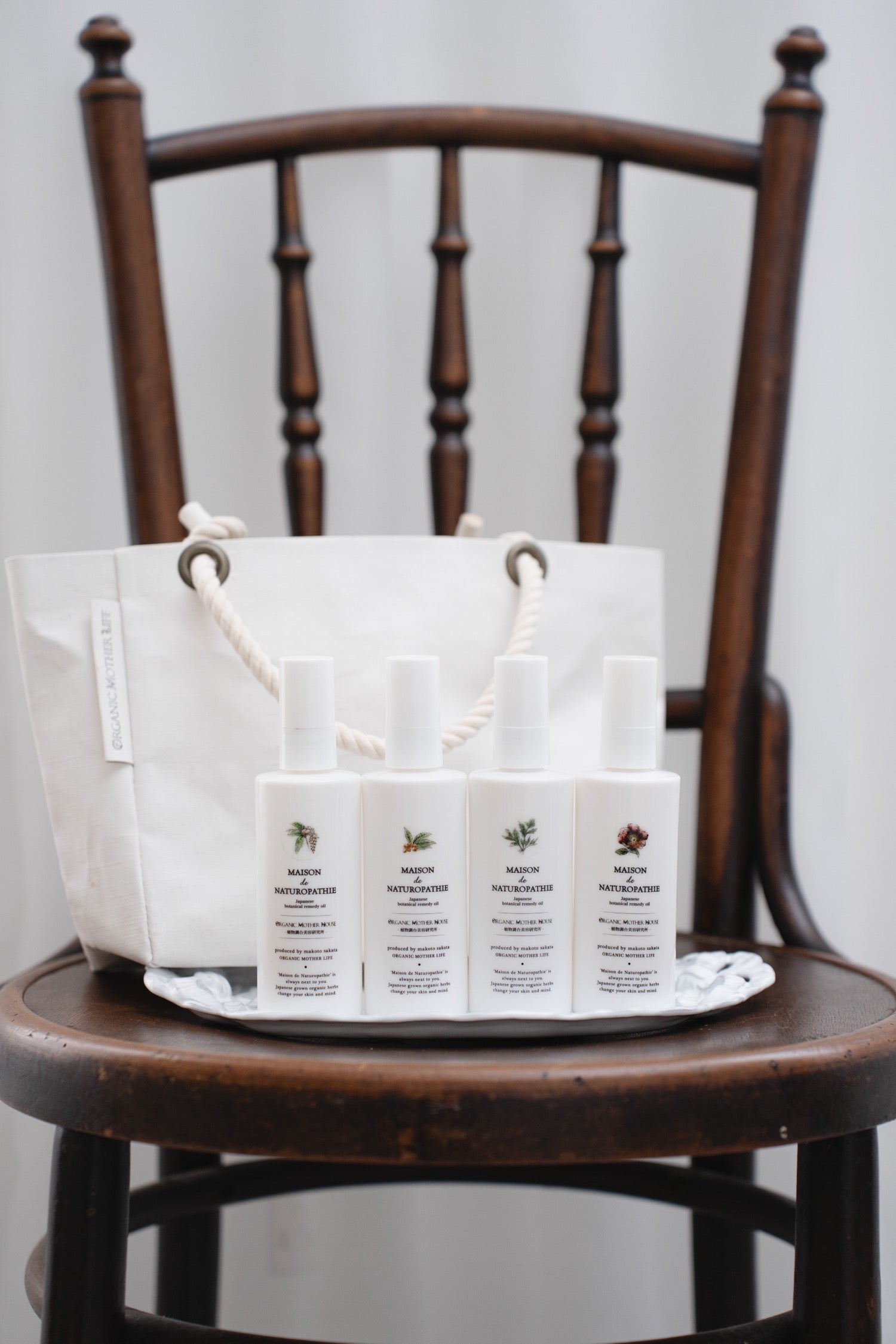 【PRO】Japanese-Style Organic Esthetic Set (with Antique Box)